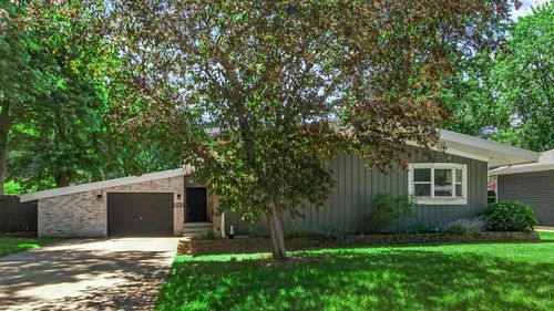 2548 Wicker Ave, Highland, IN, 46322-1842 | Card Image
