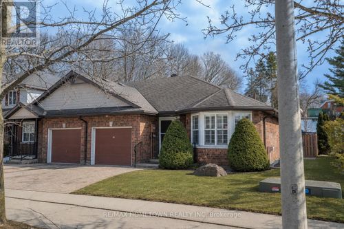125 Butlers Cres, Brockville, ON, K6V7K8 | Card Image