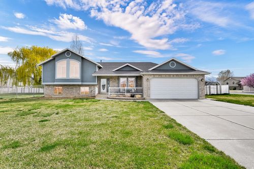 1718 N 2850 W, Plain City, UT, 84404-8513 | Card Image
