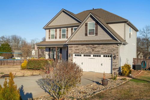 2630 N Lee Cir, Greer, SC, 29651-5853 | Card Image