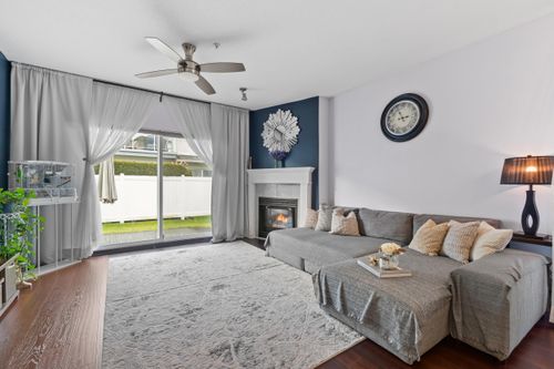 12-21579 88b Ave, Langley, BC, V1M2X4 | Card Image