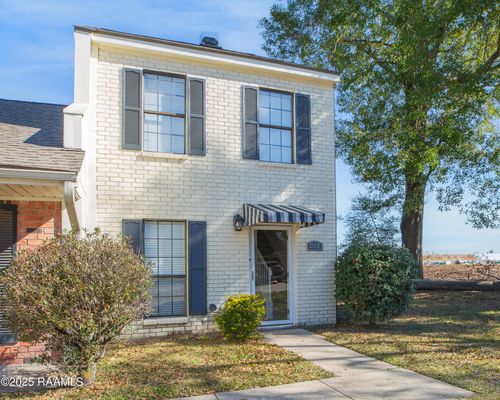 n-210 Long Plantation Blvd, Lafayette, LA, 70508-6144 | Card Image