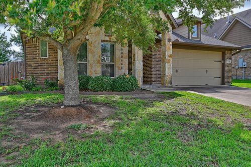 2209 Parker Ct, Brenham, TX, 77833-3172 | Card Image