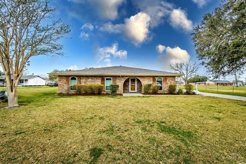 1022 Bayou Blue Bypass Rd, Thibodaux, LA, 70301-6102 | Card Image