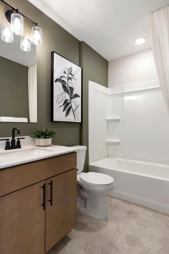 E - 905 Woodlawn Ave, Townhouse with 3 bedrooms, 4 bathrooms and null parking in Saint Paul MN | Image 17