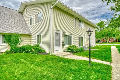414 Eastbrooke Ln, Rochester, NY, 14618-5225 | Card Image