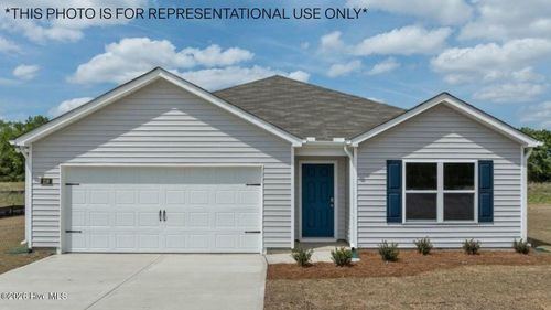 120 Claude St, La Grange, NC, 28551-9001 | Card Image