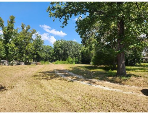 811 County Road 2068, Liberty, TX, 77575-8111 | Card Image