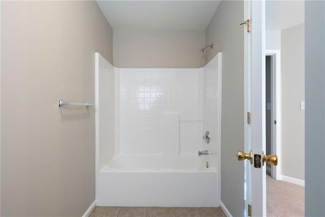 100 Avalon Dr, Condo with 2 bedrooms, 3 bathrooms and 1 parking in Calhoun GA | Image 20