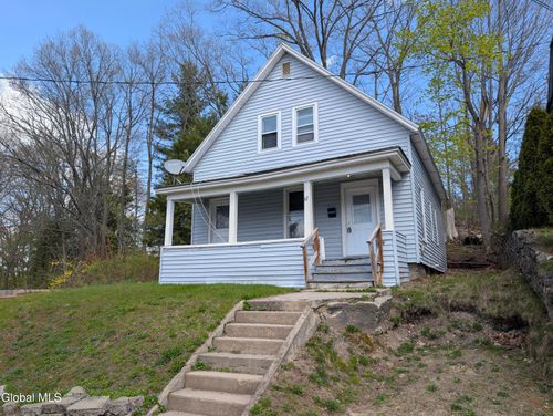 67 Montgomery St, Gloversville, NY, 12078-4415 | Card Image