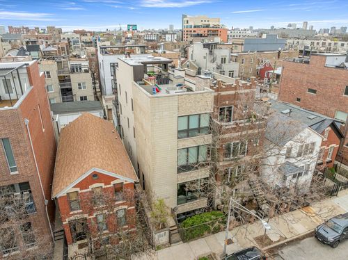 2-1622 W Julian St, CHICAGO, IL, 60622-2233 | Card Image