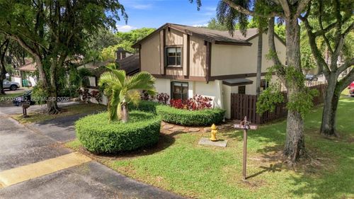 6820-6820 Sw 128th Court, Miami, FL, 33183 | Card Image