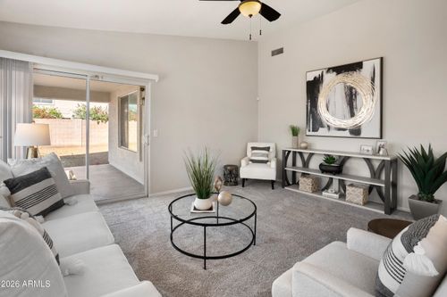 7570 W Nicolet Ave, Glendale, AZ, 85303-1917 | Card Image