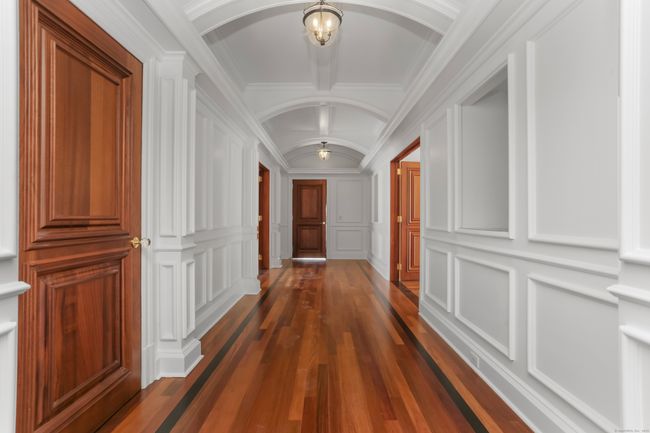 Grand Hallway with Barrel Ceiling | Image 8