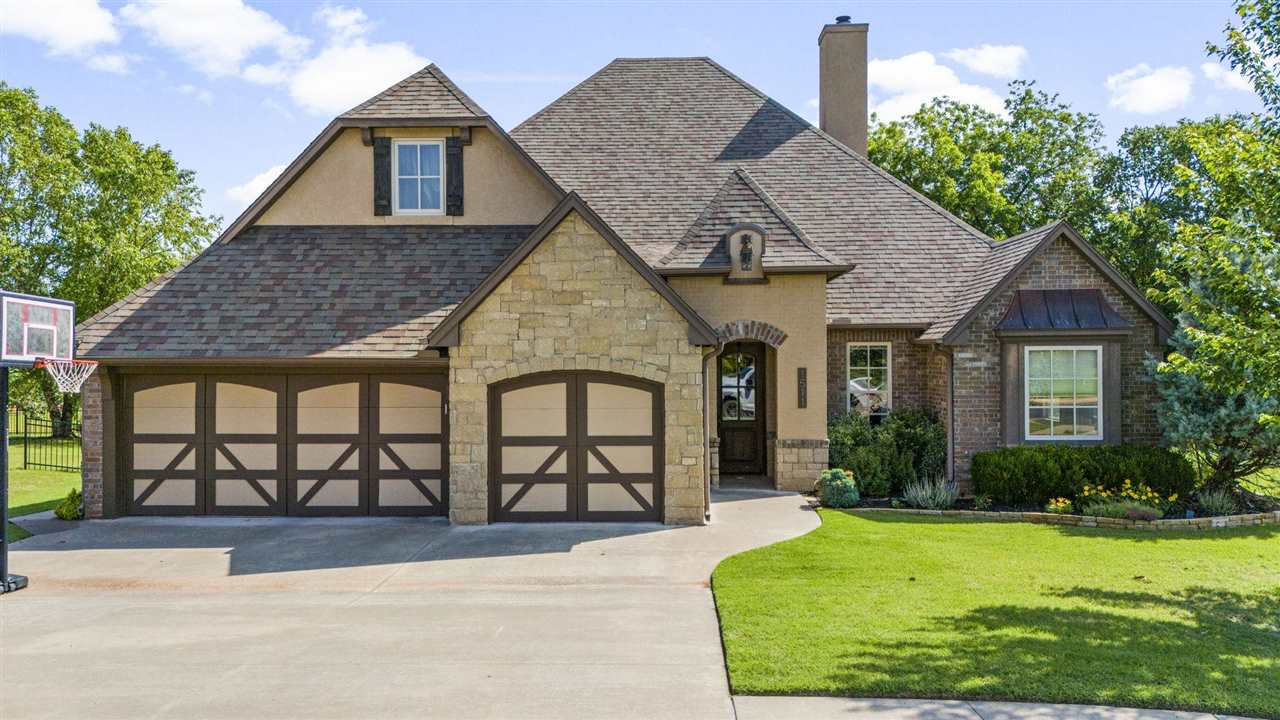 Ashton Ave, Stillwater, OK 74074