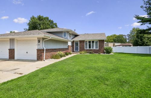 1022 Thornberry Ct, Ottawa, IL, 61350-4200 | Card Image