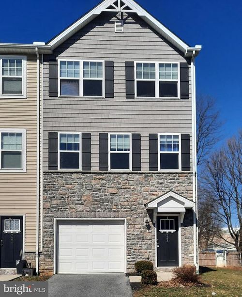 723 Admirals Quay Dr, MECHANICSBURG, PA, 17050-2540 | Card Image