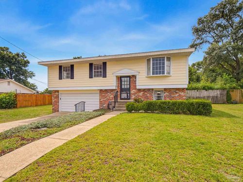 5479 Westwood Dr, Milton, FL, 32570 | Card Image