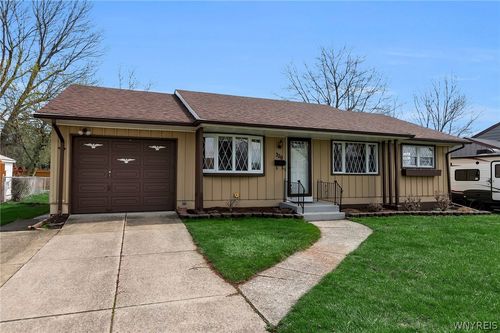 220 Ansley Ct, West Seneca, NY, 14224-2172 | Card Image