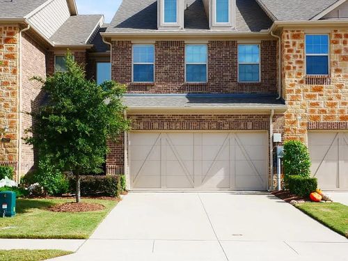 2681 Chambers Dr, Lewisville, TX, 75067-8203 | Card Image