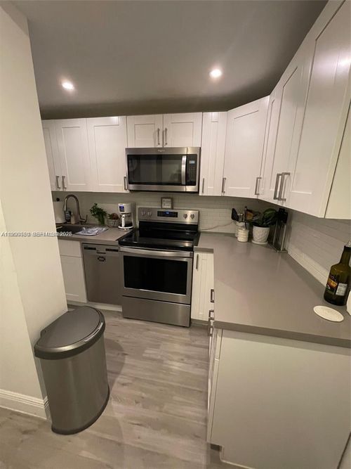 apt-105-7801 Ne 4th Ct, Miami, FL, 33138-4529 | Card Image
