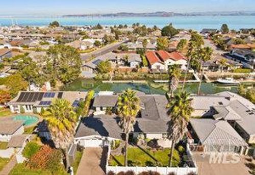 170 Trinidad Dr, Tiburon, CA, 94920-1038 | Card Image