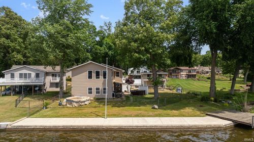 10478 Jefferson Rd, Osceola, IN, 46561-9551 | Card Image