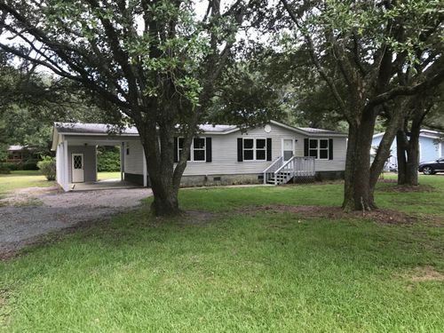 200 Susans Dr, Hampstead, NC, 28443-2647 | Card Image