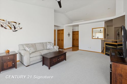 5976 Red Feather Dr, Bay City, MI, 48706-3490 | Card Image