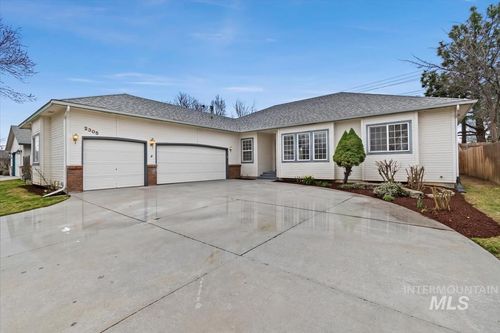 2305 E Oakridge St, Boise, ID, 83716-6654 | Card Image