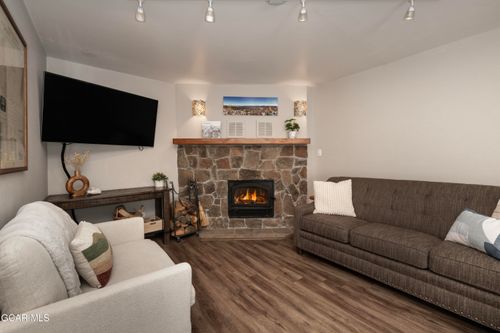 272 Van Anderson, Winter Park, CO, 80482 | Card Image