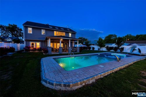 59 Hahn Ave, Rochelle Park, NJ, 07662-3501 | Card Image