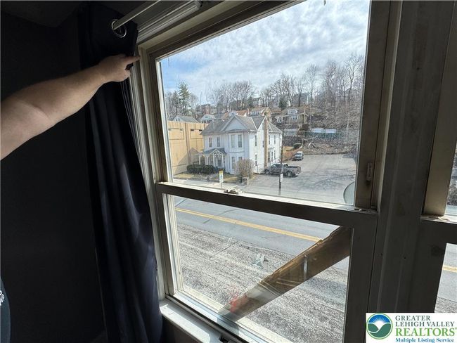 321 W Broad St, Condo with 0 bedrooms, 0 bathrooms and null parking in Tamaqua PA | Image 19