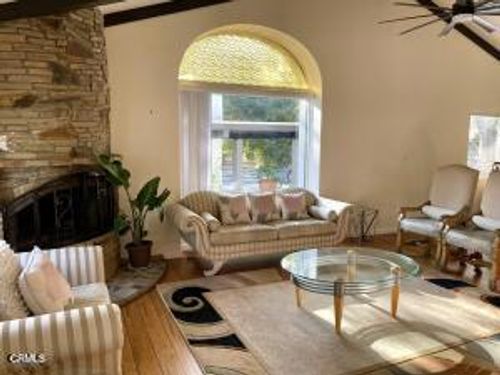 718 S La Luna Ave, Ojai, CA, 93023-3510 | Card Image