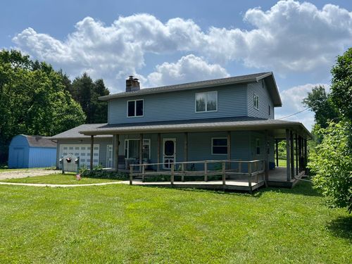 8434 E Mount Morris Rd, Otisville, MI, 48463-9464 | Card Image
