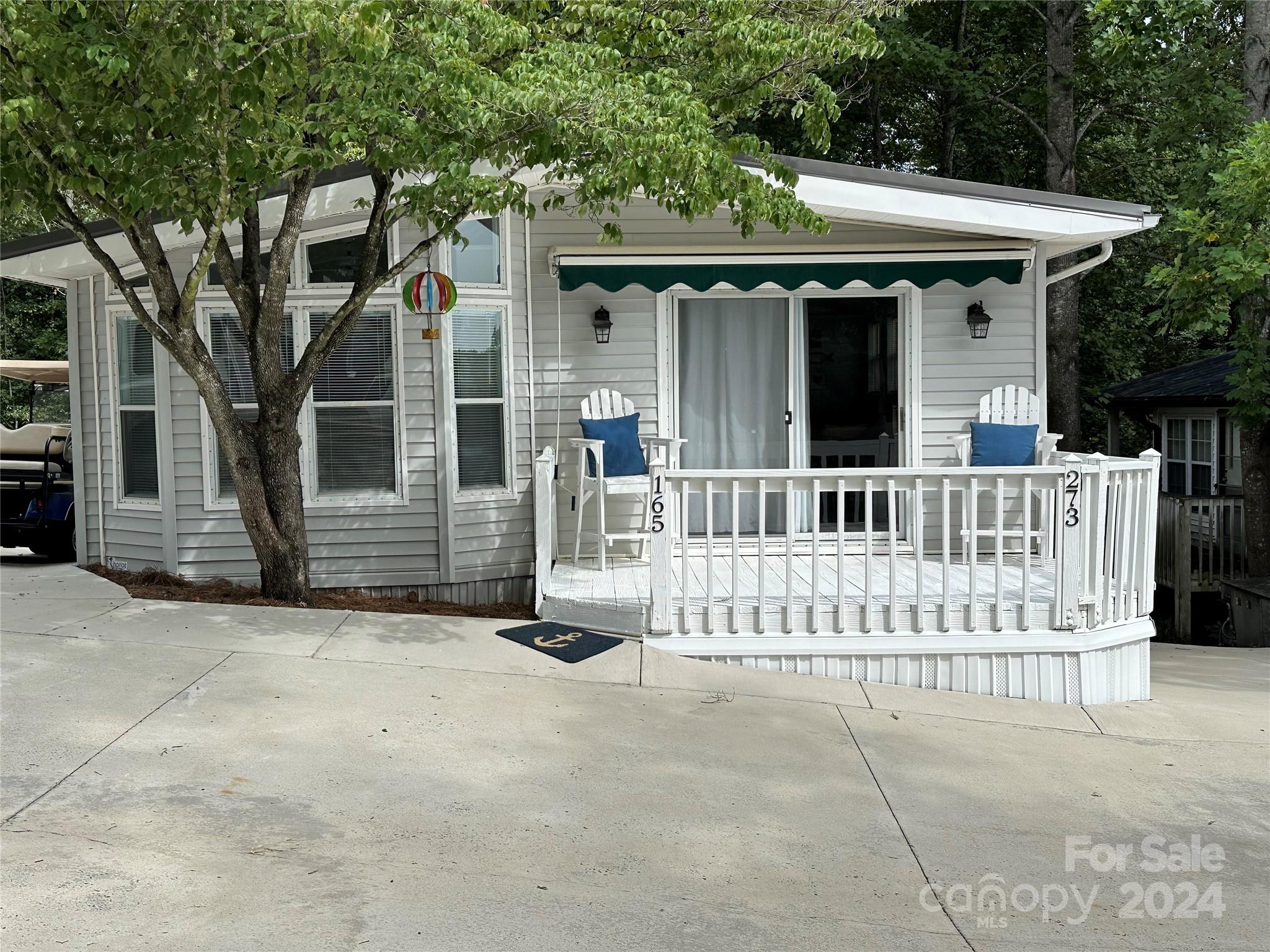 Clubhouse Dr, New London, NC 28127