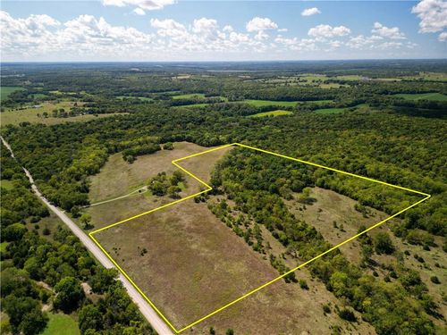 0 New Lancaster Rd, La Cygne, KS, 66040 | Card Image