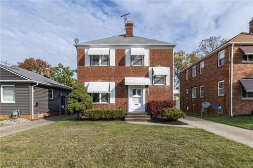 7600 Dresden Ave, Parma, OH, 44129-2804 | Card Image