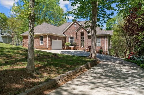 7748 Long Bay Pkwy, Catawba, NC, 28609-9048 | Card Image