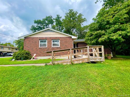 42 Rela Ave, Haverstraw, NY, 10927-1037 | Card Image