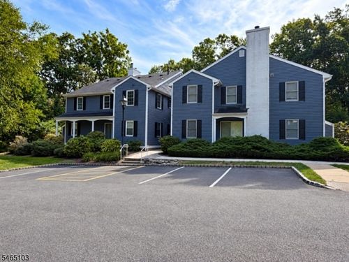 139 Countryside Dr, Basking Ridge, NJ, 07920-2038 | Card Image