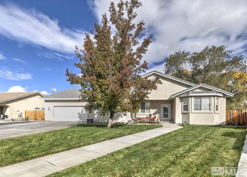 1215 Green Valley Dr, Fallon, NV, 89406-8430 | Card Image