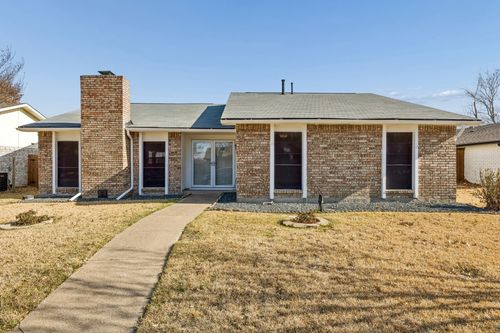 4208 Blackwillow Dr, Mesquite, TX, 75150-4413 | Card Image