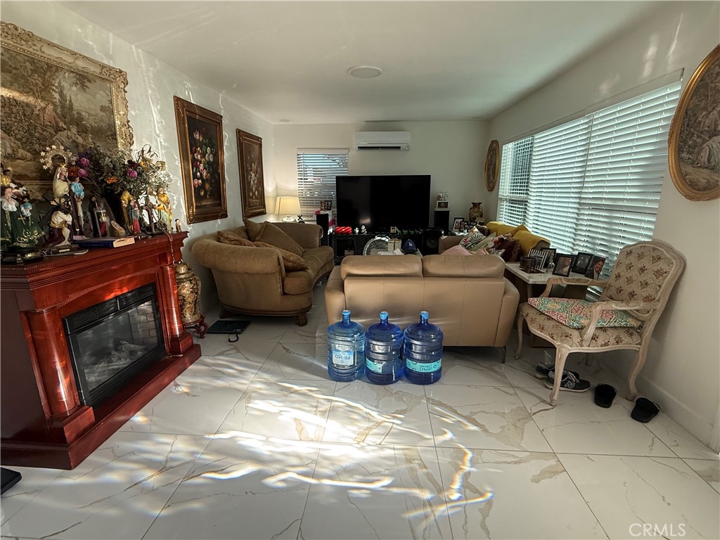 Residential Income in Fontana 3