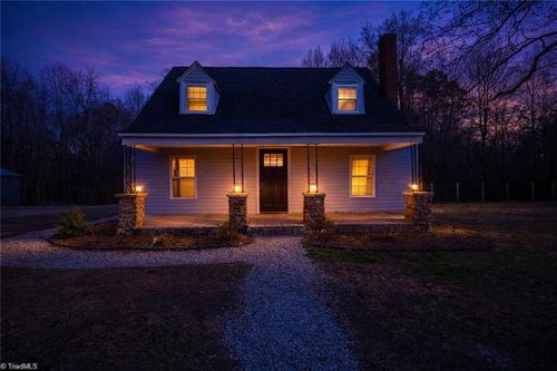 3408 Dillon Rd, Jamestown, NC, 27282-9027 | Card Image