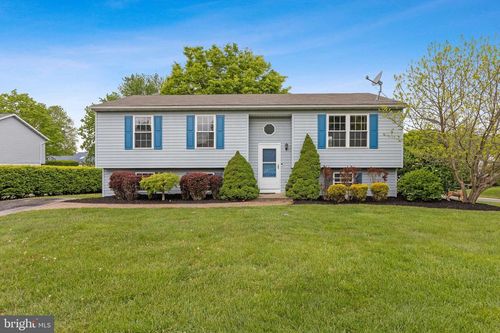 490 Mountain Laurel Ct, WESTMINSTER, MD, 21158-9425 | Card Image