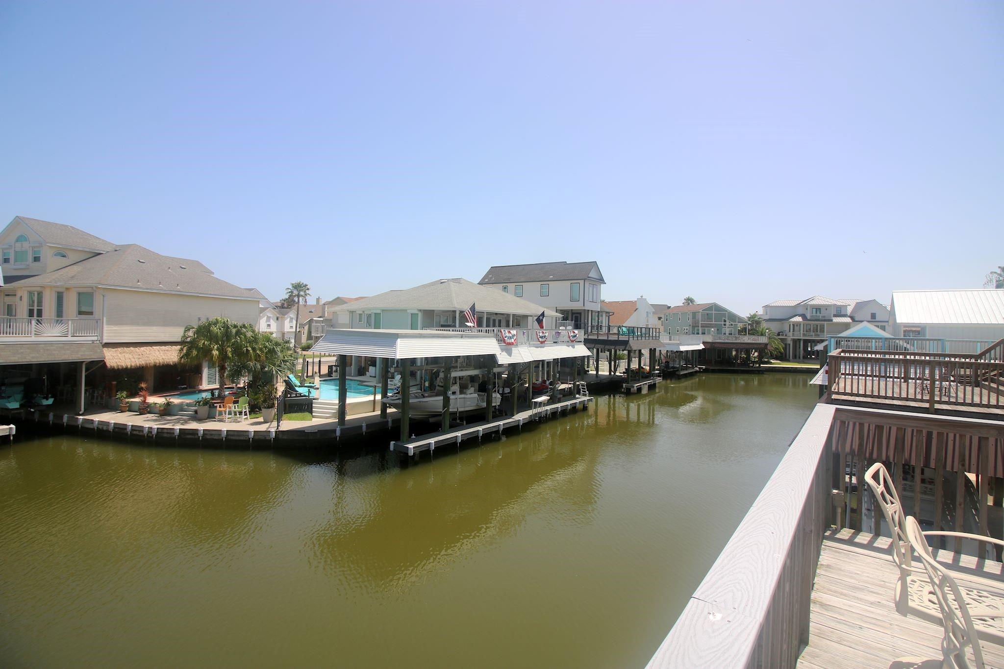 Residential in Tiki Island 3