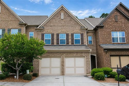 2132 Greencrest Cir, Milton, GA, 30004-3712 | Card Image