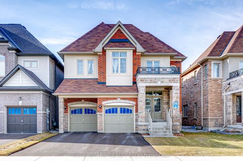7 Kenneth Ross Bend, East Gwillimbury, ON, L9N0T7 | Card Image