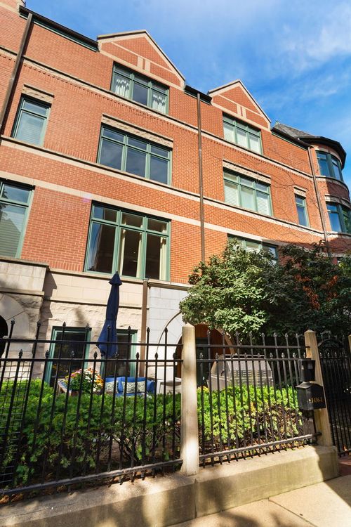 unit-i-1436 S Prairie Ave, Chicago, IL, 60605-3356 | Card Image